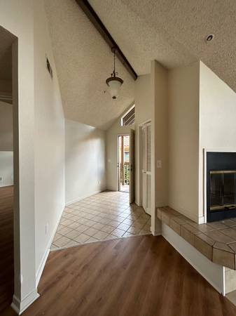$2,950 / 2br - 1160ft2 - Freshly Renovated 2BR Upstairs Apartment – Prime Campbell Location (campbell)63845957282179124