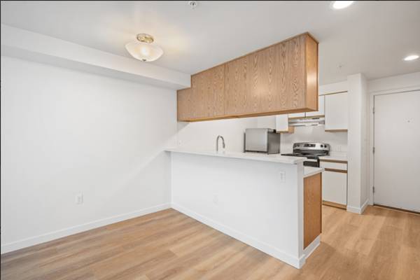 $1,795 / 1br - 700ft2 - MOVE-IN READY - GREAT LOCATION-EASY TO APPLY - RUSH MOVE-IN63944822687747122