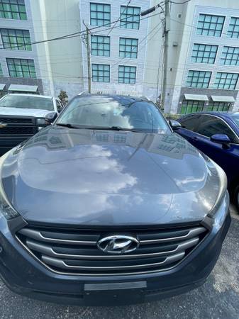 2016 Hyundai Tucson - $6,000 (TAMPA)63443635078529121