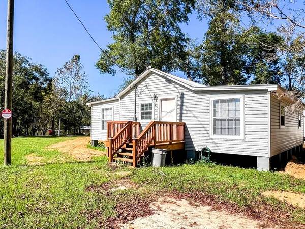 $199,000 / 3br - 1200ft2 - Home for Sale in WEWAHITCHKA,  (3bd 2ba)63924555160323120