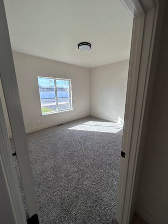 $1950.00 / 3br - 1620ft2 - Modern 3 Bed / 2 Bath Duplex63664992634369123