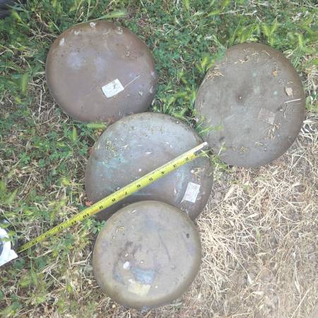 Round Antique Authentic Brass Plates 1