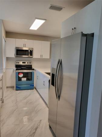 $2,600 / 3br - For rent (Miami)64002016801667121