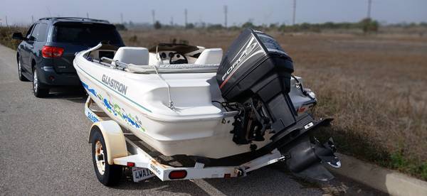 Fun Fast 16ft Glastron Pleasure Boat Fast Boat 1