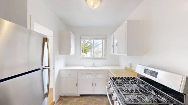 $3,581 / 2hab - 942ft2 - 117 Serrano@Fuente/Casa adosada amplia en Parkmerced/Vista al patio/Se aceptan mascotas (ingleside / SFSU / CCSF)63847326142081122