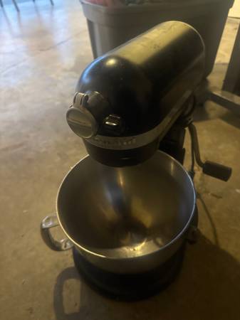 Kitchen aid mixer 1