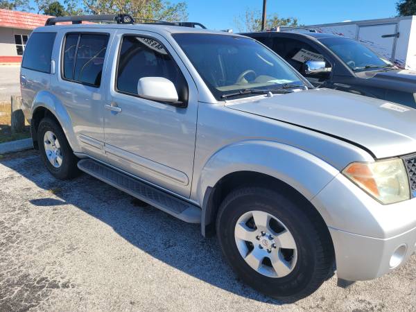 2007 NISSAN PATHFINDER LE ¡EXCELENTE AUTOMÓVIL! ¡FINANCIAMOS! - $4.795 (New Port Richey)63443361789953122