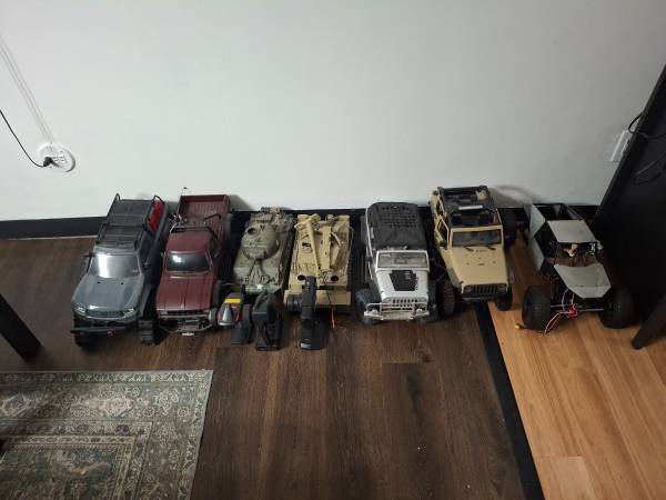 Lot of 7 Hand Built RC Cars/Trucks/Tanks 1