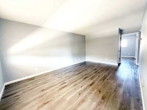 $1,421 / 1br - UNIDAD DE UN DORMITORIO DISPONIBLE (campbell)63826176251651120