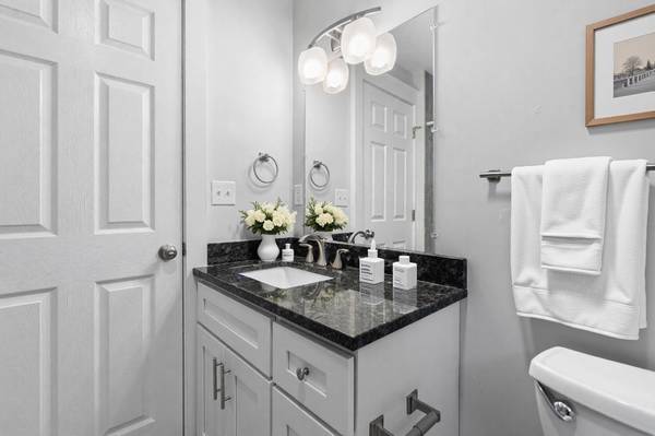 $1,650 / 4br - Large bedroom for rent in 4 bed apartment in Inman Square (CAMBRIDGE - Inman Square)63951007822339124