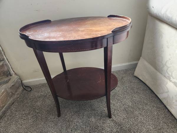 Table coffee Mersman model 7170 mahogany accent table 1