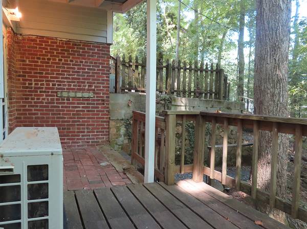 $945 / 1br - 27514ft2 - Apartment - Walk to Campus (Chapel Hill)63968072980227121