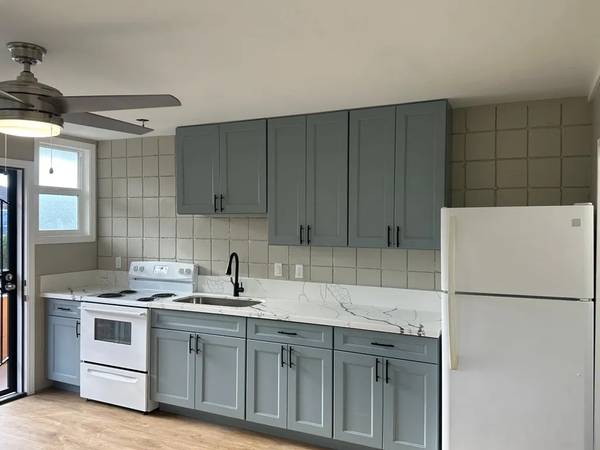 $1,000 / 1br - **Recién renovado apartamento de 1 dormitorio y 1 baño: cerca de Waikiki** (Honolulu)63686691710465124