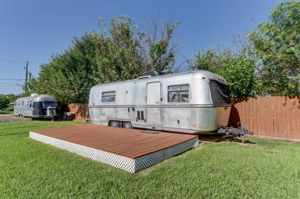 $1 RV Park (Hitchcock)63812532427265123
