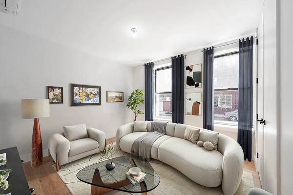 $3,100 / 3br - VIDEO! 🎥✨XXXXL DUPLEX IN CH! 2 BATH ROOMS!MODERN BRIGHT & CHARMING ✨✨ (Brooklyn)64033633410689120
