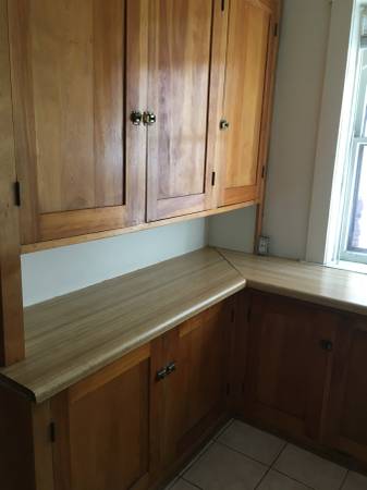 $1,250 / 1br - Amplio apartamento clásico de 1 habitación LISTO AHORA- TOUR VIRTUAL- APARCAMIENTO (Uptown)63990229689090124