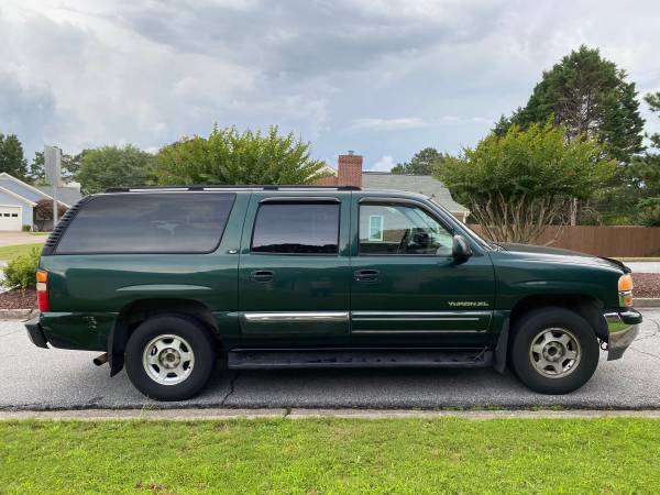 GMC YUKON XL 2003 - $2,600 (NORCROSS)63620279883649120