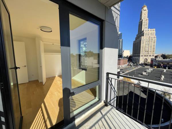 Epic 1-Bed Corner Unit in WILD Full-Amenity Building! PRIVATE BALCONY!
$4,150
                        Boerum Hill – Atlantic Av-Barclays Ctr (D)(N)(R)(2)(3)(4)(5) Epic 1-Bed Corner Unit in WILD Full-Amenity Building! PRIVATE BALCONY!
$4,150
                        Boerum Hill – Atlantic Av-Barclays Ctr (D)(N)(R)(2)(3)(4)(5)