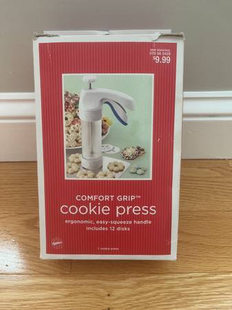 Wilton Comfort Grip Cookie Press 1