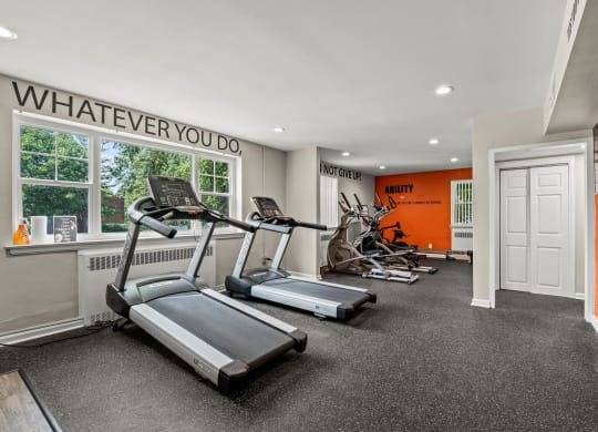 $885 / 1br - 540ft2 - Centro de fitness, armarios grandes, comunidad libre de humo (5927 Suson Pl, St. Louis, MO)63770186735233120