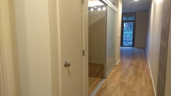 $1,975 / 1br - 707ft2 - Sniff-tested. Tail-wag approved. (Belmont)63831607283203121