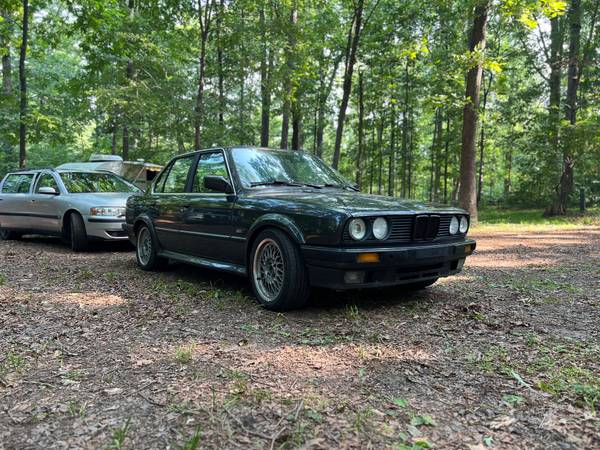 Sedán BMW 325ix de 1990 - $5.000 (Burke)63439914339459122