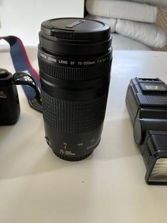 Canon EOS Rebel G w/ 2 lenses & case - $2063441814792579121