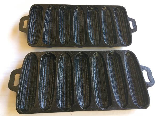Vintage Cornbread Muffins Baking Cast Iron Pan With 7 Corn-Shape Molds 1