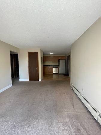 $1,595 / 2br - ¡LISTO Y ESPERANDO! APT DE 2 HABITACIONES;; ¡calefacción y agua caliente incluidas! (795 Mammoth Rd)63931786712578124