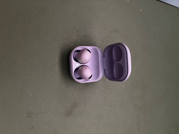 Samsung earbuds 1