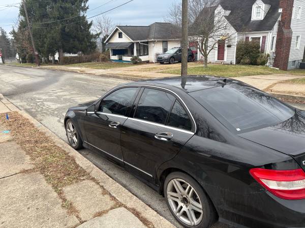 Mercedes  Benz c 3000 1