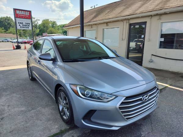 2017 Hyundai Elantra SE (72,184 millas) - $12,284 (Statesville)63617434816769123