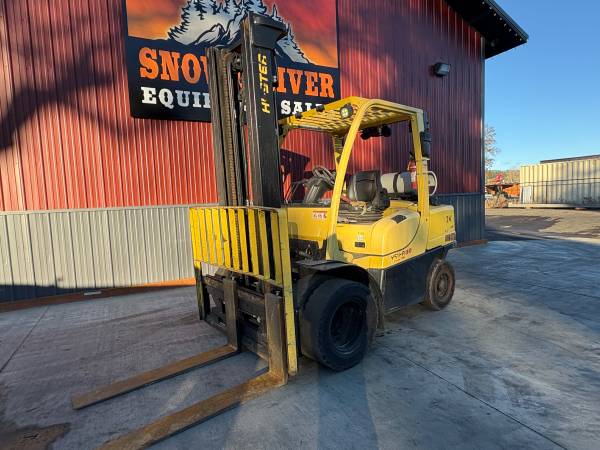 Forklift Hyster 8,000lb Lift Capacity 1