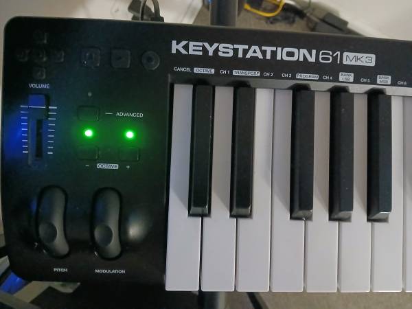 M Audio Keystation 61 MK3 - electronics - by owner - sale