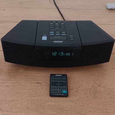 Bose Wave Radio with Remote 1