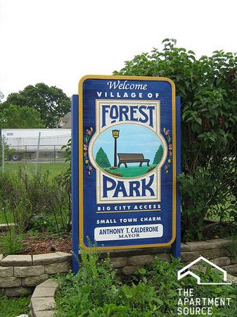 $950 🏡 Cozy Forest Park Apartment — Available NOW! (Forest Park)63959741793794121