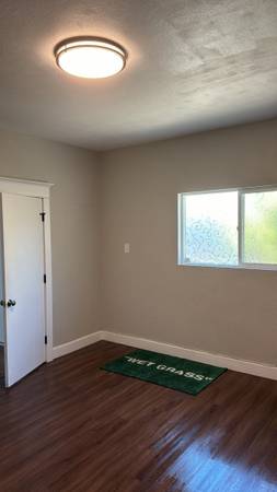 $1 / 1br - Space for rent (Santa Maria)63664007975043121