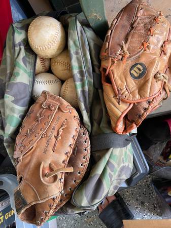 Wilson A2000 Baseball Glove 1st base Glove 1