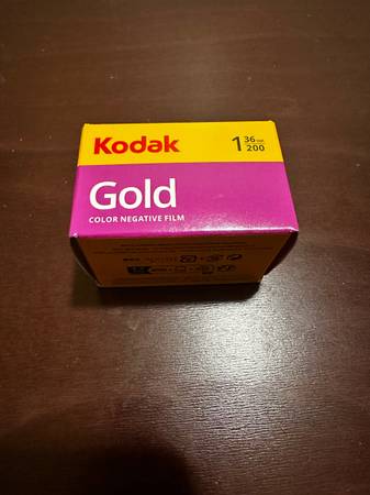 Kodak Gold 200 - 35mm (36 exposures) 1