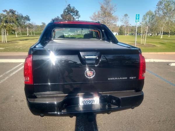 Camioneta Cadillac Escalade EXT 2005 - $12,500 (Cardiff / Encinitas)63616027043331123