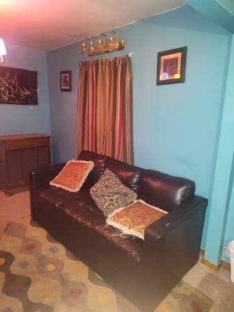 $450 No Deposit  Room for Rent S.W. Birmingham (Birmingham)63985793356802121