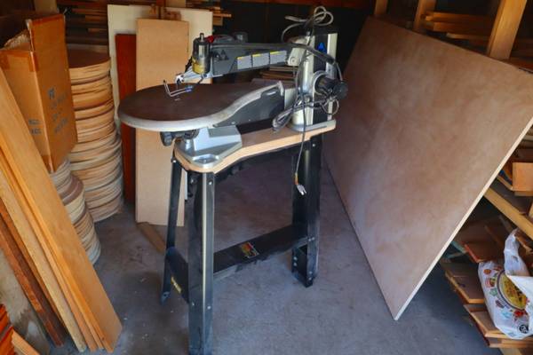 DELTA SCROLL SAW ~ Cat No 40-694 1