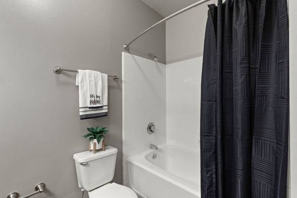 $1,749 / 1br - 780ft2 - Playground and playhouse for puppies, 1 bedroom (7887 N Lockwood Ridge Rd, Sarasota, FL)62946970243585123