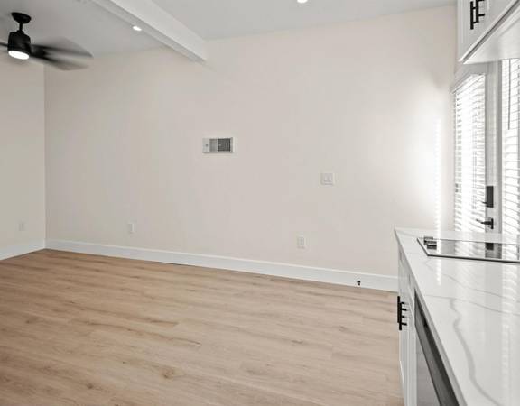 $2,695 / 2br - San Diego 2B in Perfect Loc - In-Home AC, In Home Washer/Dryers (San Diego)64037217911427123