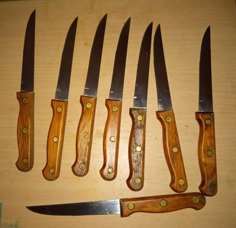Eight Steak Knives – Chef’s Supply 1