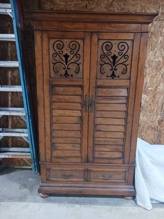 Armario - $200 (Ravenna)62978585952003121