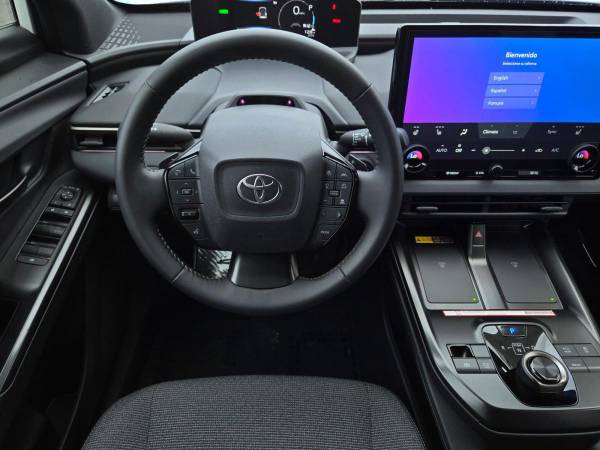 2026 Toyota BZ XLE - Photo 12