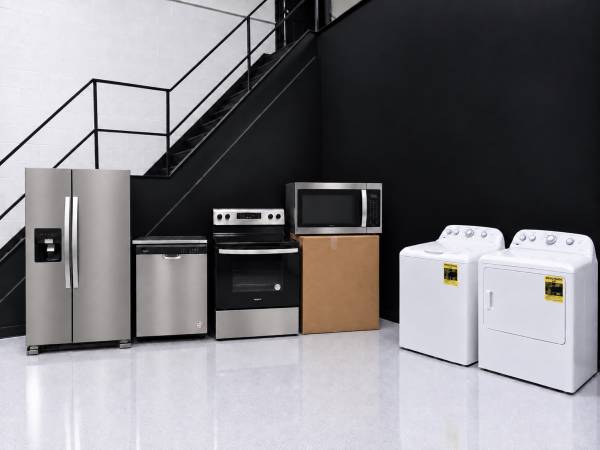 Kitchen appliance set plus washer and dryer 1