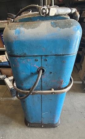 Vintage Rare Lincoln Engineering Co Chassis Lubrigun Grease Station - $42563470292979203122