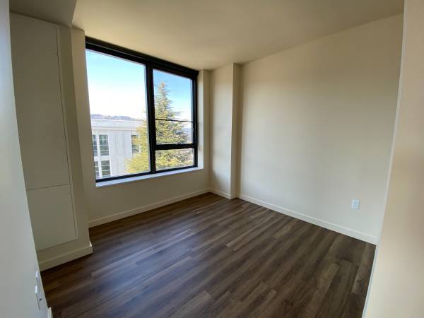 $3,296 / 2br - 870ft2 - 🍂 Live Smart, Live Cozy – 2 Bed/2 Bath at The Carson! (Portland)63820739100929123